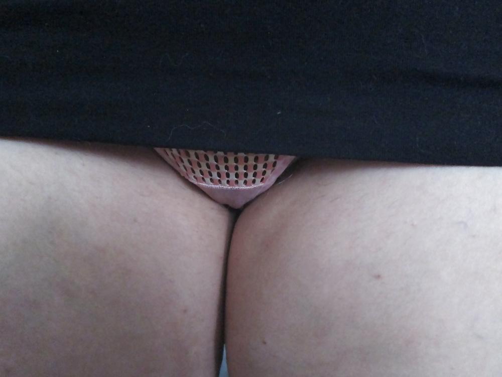 6P Pink thong