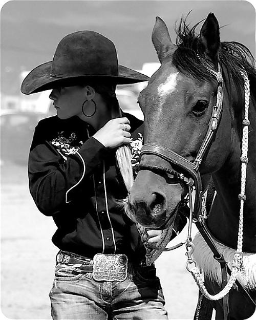 25P Cowgirl and jeans VII