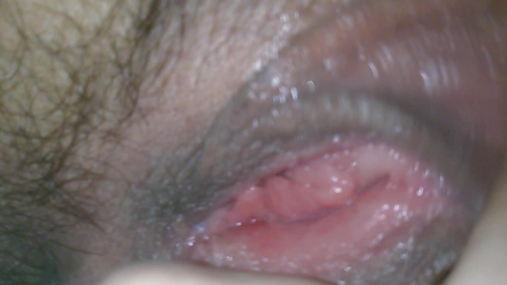 25P Je joue avec la chatte et l'anus a ma femme 