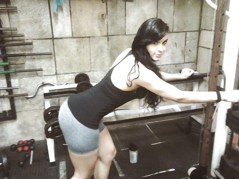 7P Brazilian Ts-Thaynna Dantas