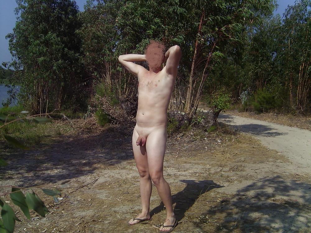 12P Me naked outdoor... amateur...public pics