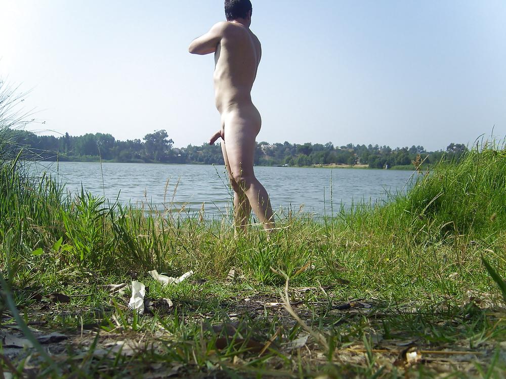 12P Me naked outdoor... amateur...public pics