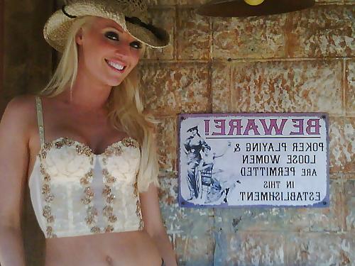25P Cowgirl and jeans VI