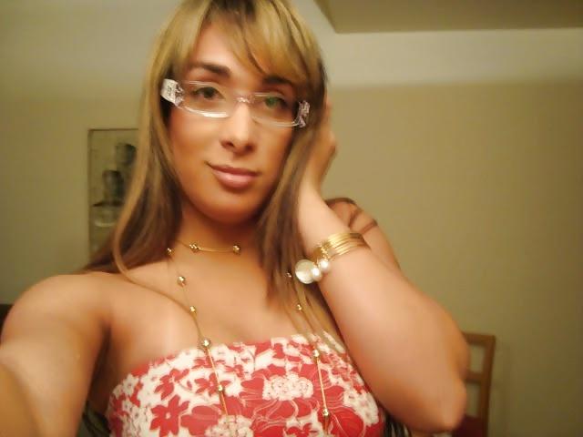 8P Brazilian Blond ts Milena Antunes