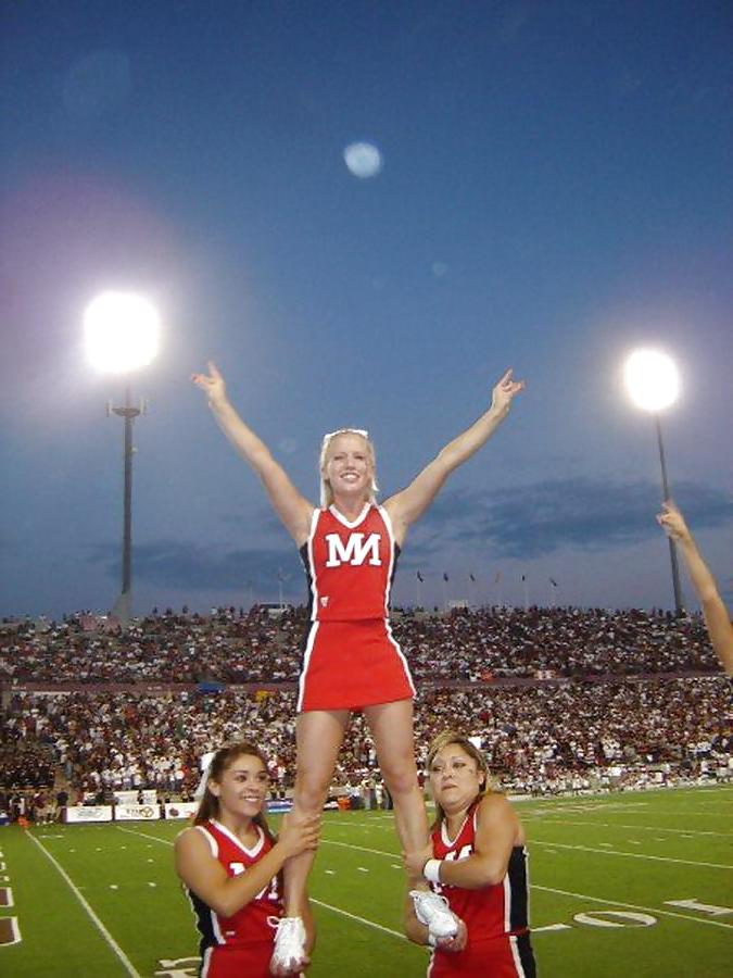 11P New Mexico Cheerleader