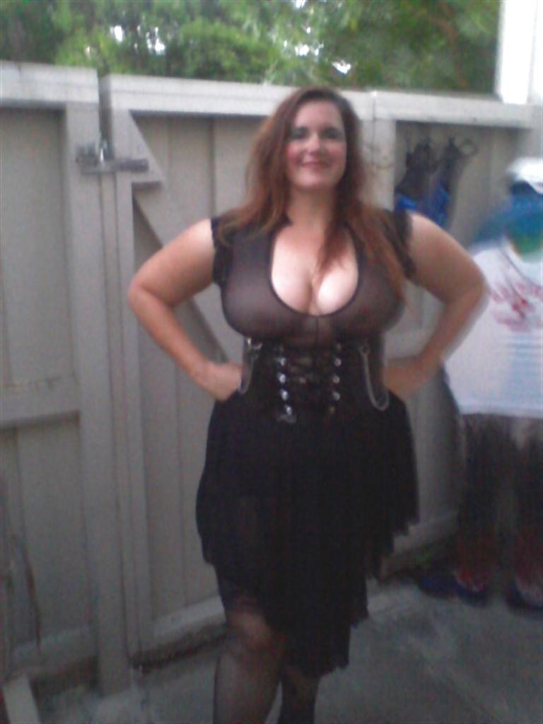 21P Super-duper MILF! (42 y.o. Curvy Terri)