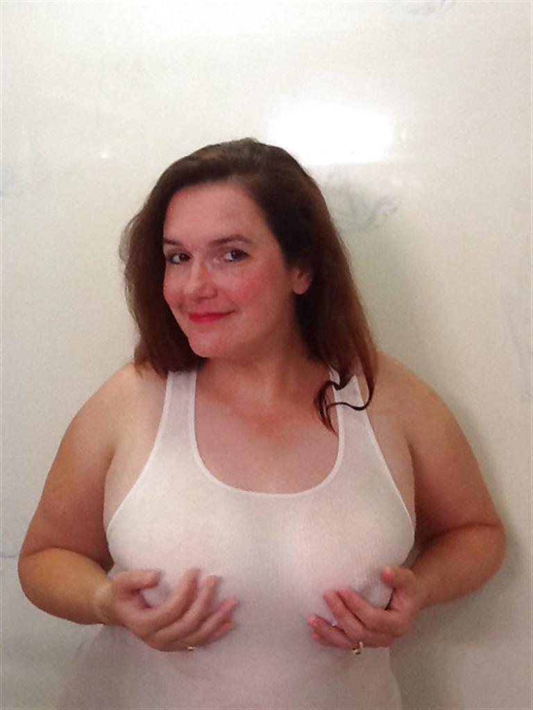 21P Super-duper MILF! (42 y.o. Curvy Terri)