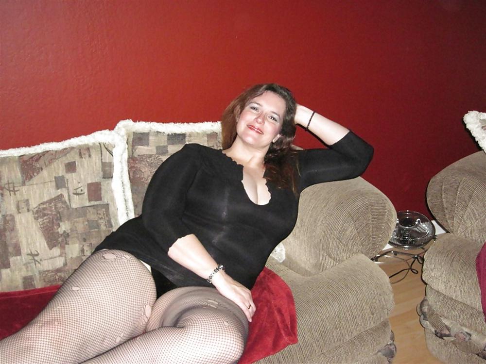 21P Super-duper MILF! (42 y.o. Curvy Terri)