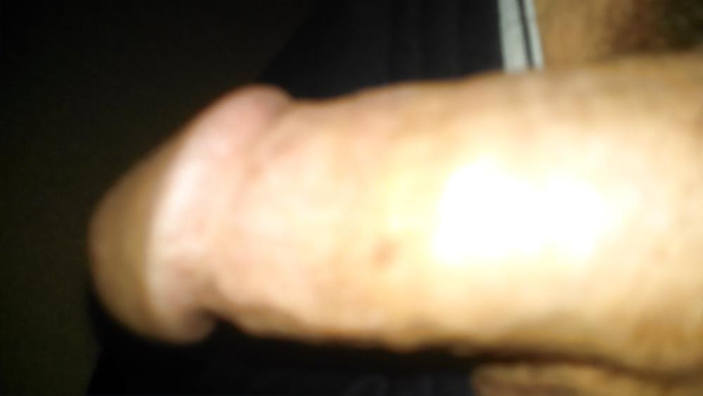 9P Love jerking off