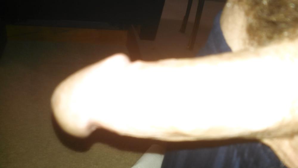 9P Love jerking off