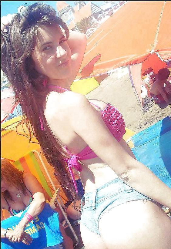 25P Random Amateur Brazilian Girls (non-nude)