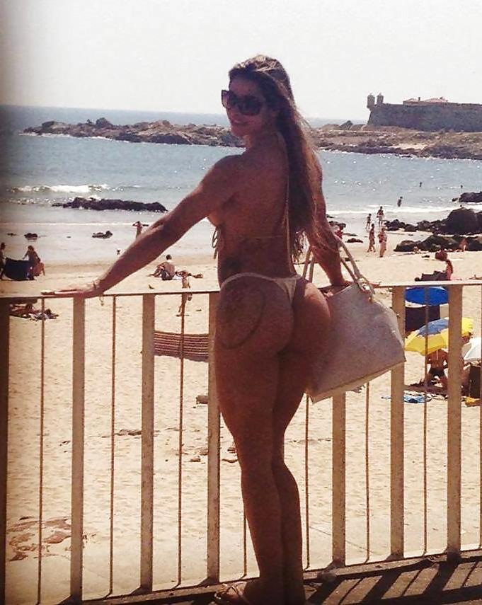 25P Brazilian babes