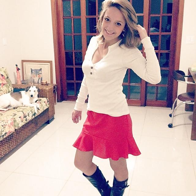 25P Blonde Brazilian w beautiful tits! Please comment!!!