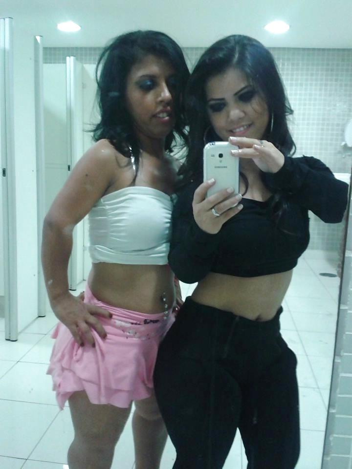 9P Sexy Brazilian Midget - Karina Lemos