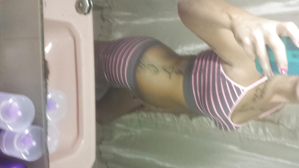 10P NEW PICS OF ME....TELL ME WHAT YOU THIN