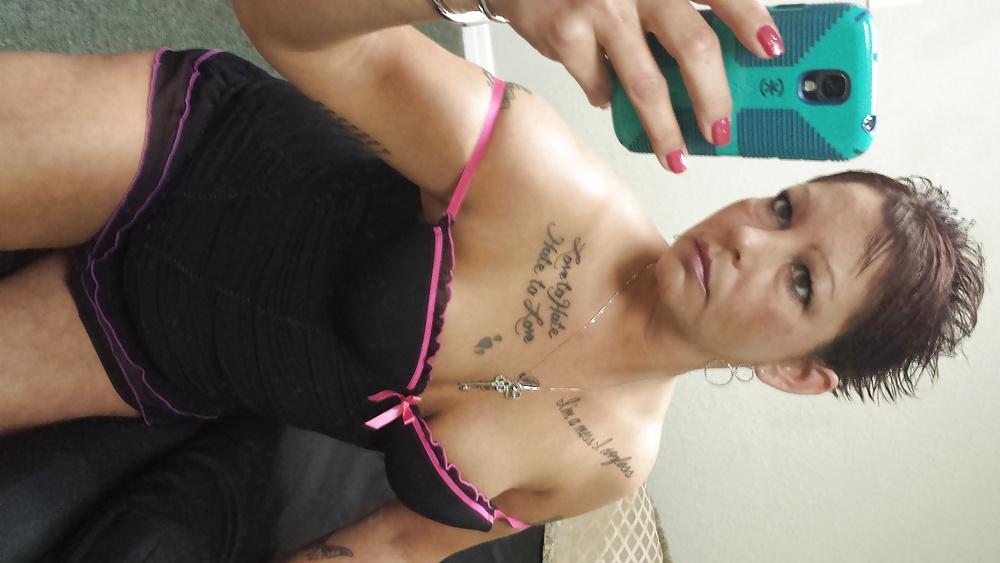 10P NEW PICS OF ME....TELL ME WHAT YOU THIN