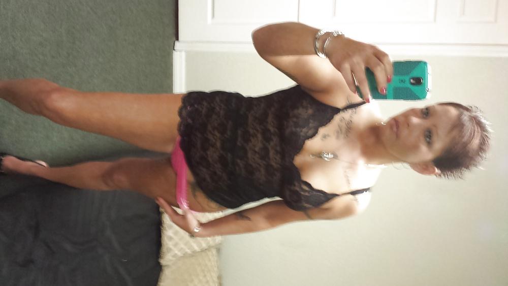 10P NEW PICS OF ME....TELL ME WHAT YOU THIN