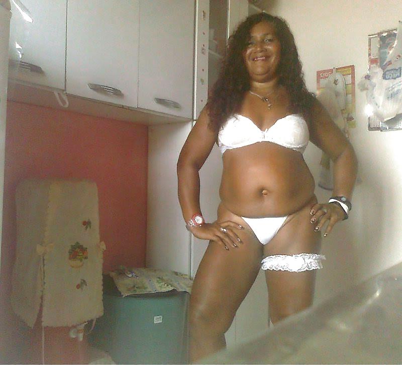 22P Brazilian Black Mature-Joana