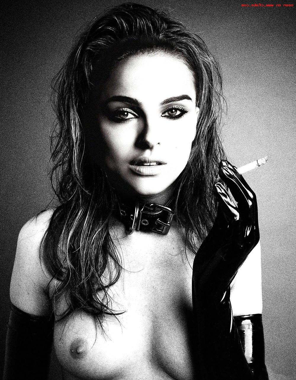 20P Natalie Portman showing off her tits Part 4