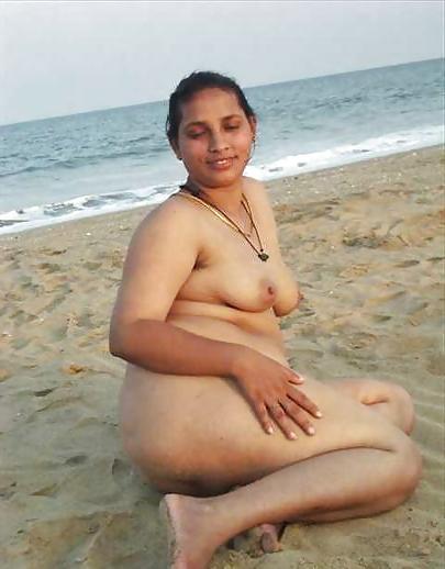 17P Indian fat sexy aunty