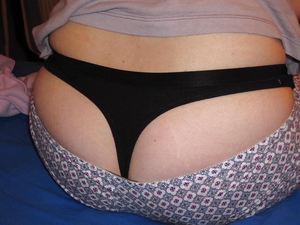 9P Thong slut 2