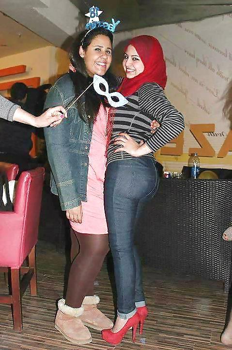 25P Arabian big asses 2014
