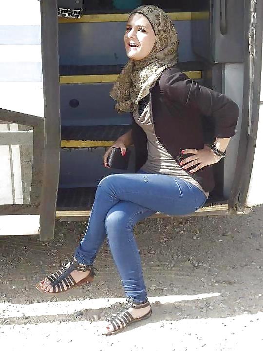 25P Arabian big asses 2014