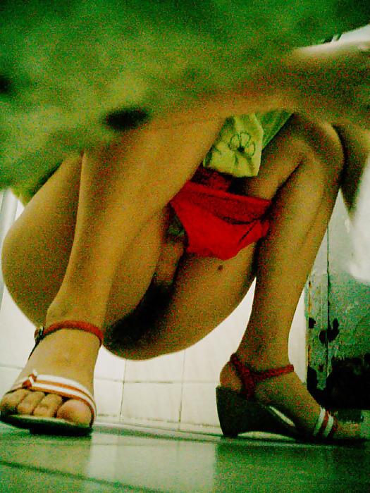 22P Chinese public voyeur