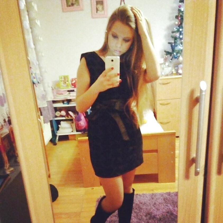 22P Teen bimbo fucktoy