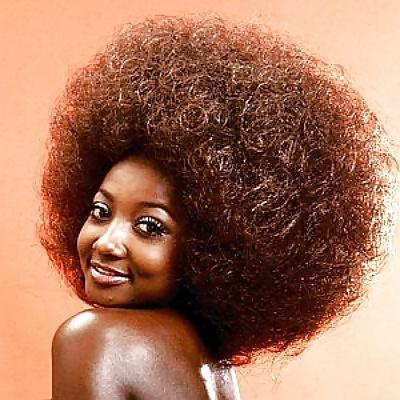 25P Gorgeous females with curly hair