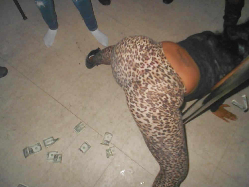 25P Private pictures found on photobucket #13