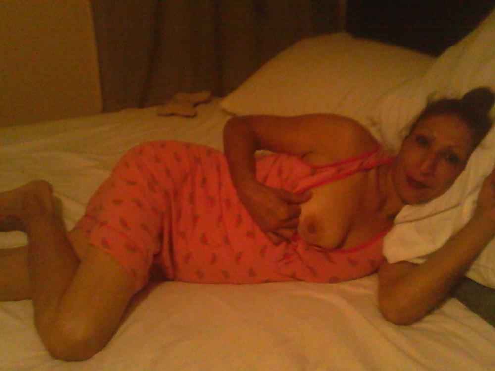 25P Private pictures found on photobucket #17