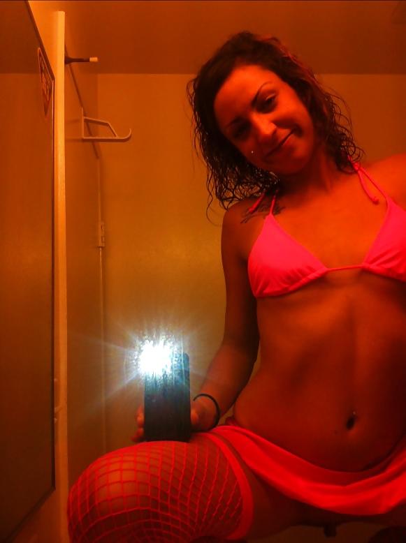 25P Private pictures found on photobucket #17