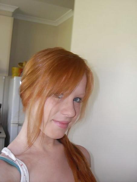 12P Sexy Red Head