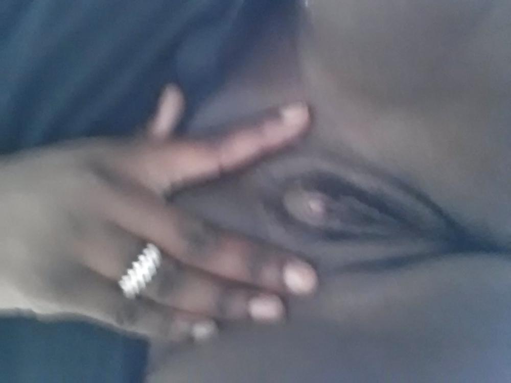 9P Dans l'anus svp