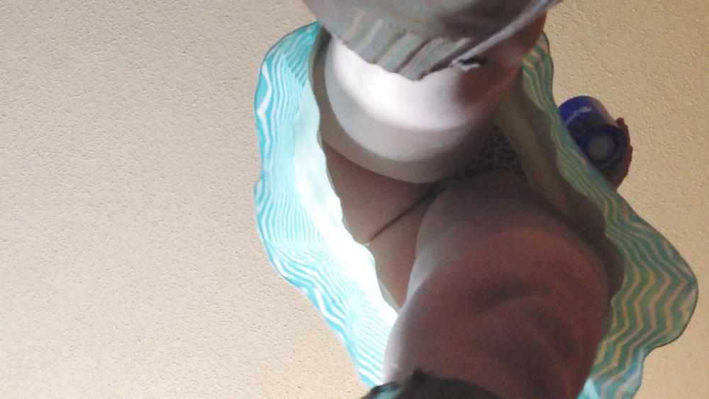 9P Leopard Thong On A Beautiful Ass