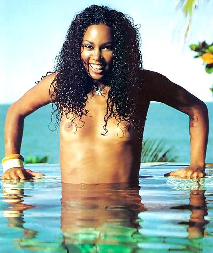 21P Brazilian Bitches #5 - Rosiane Pinheiro 