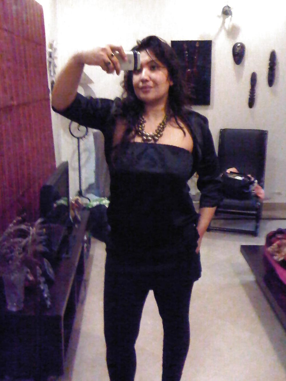 25P More pics for you naughty boys to enjoy n jerk off!!:)