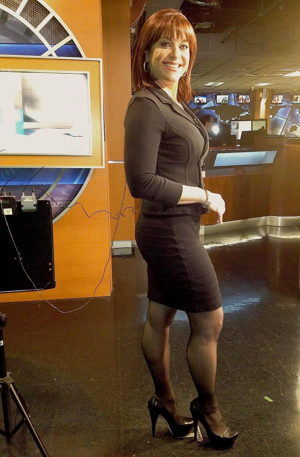 14P Thick, Busty Latina M.I.L.F.s.