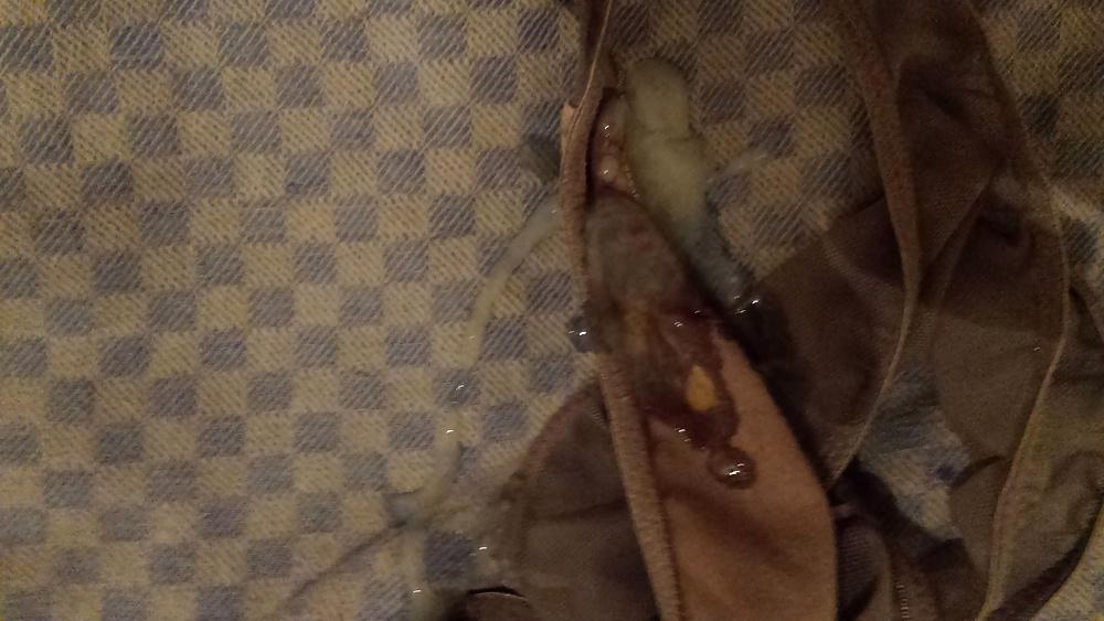 12P Wifes thong