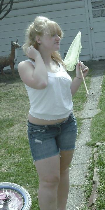 25P Red head slut whores 
