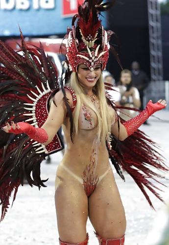 23P Sexy Brazilian Carnaval Pics