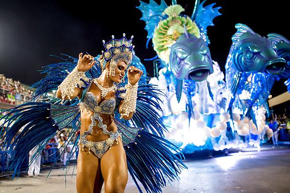 23P Sexy Brazilian Carnaval Pics