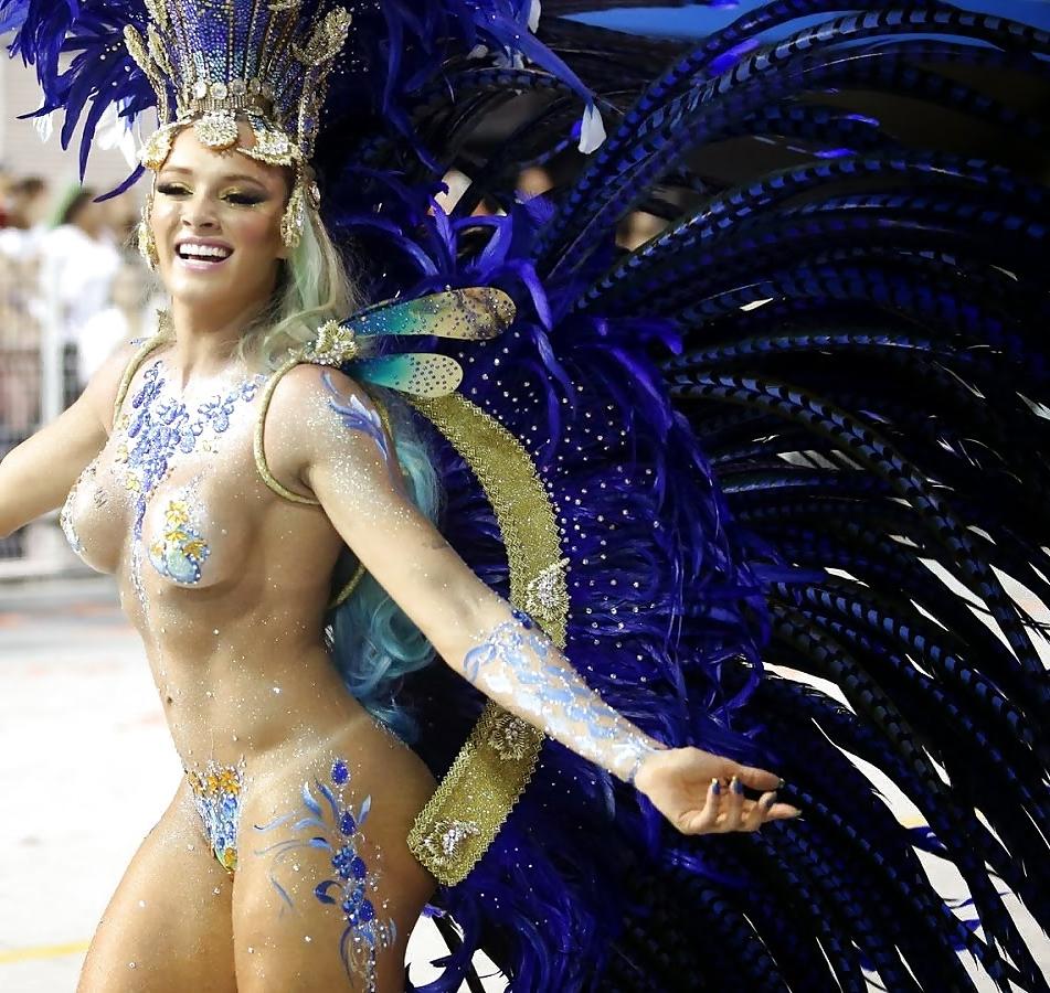23P Sexy Brazilian Carnaval Pics