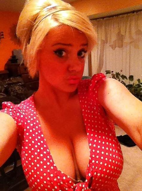 25P Busty Goddesses - Short Haired Girls With Huge Breasts, 31