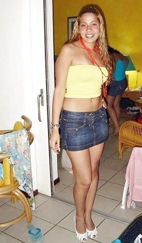 24P MAMASITAS  LATINAS EN JEANS