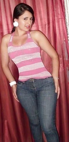 24P MAMASITAS  LATINAS EN JEANS