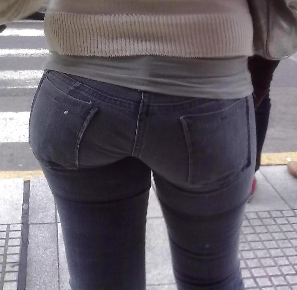 20P Asses in jeans #3