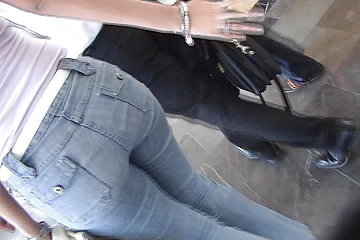 20P Asses in jeans - I love them!
