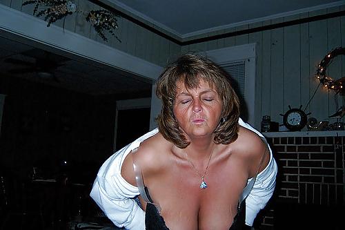 25P Mature Fat Mom Huge Tits